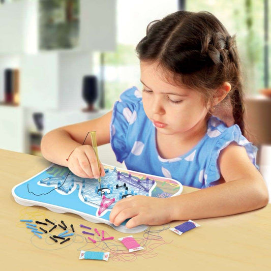 Quercetti - Animals String Art Kit - Threading & Picture Creation Activity