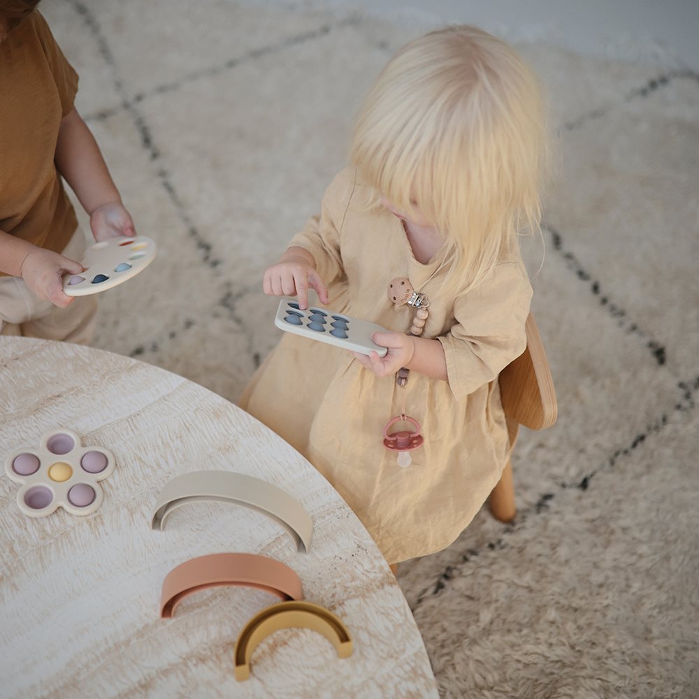 Mushie Phone Press Toy - Motherhood