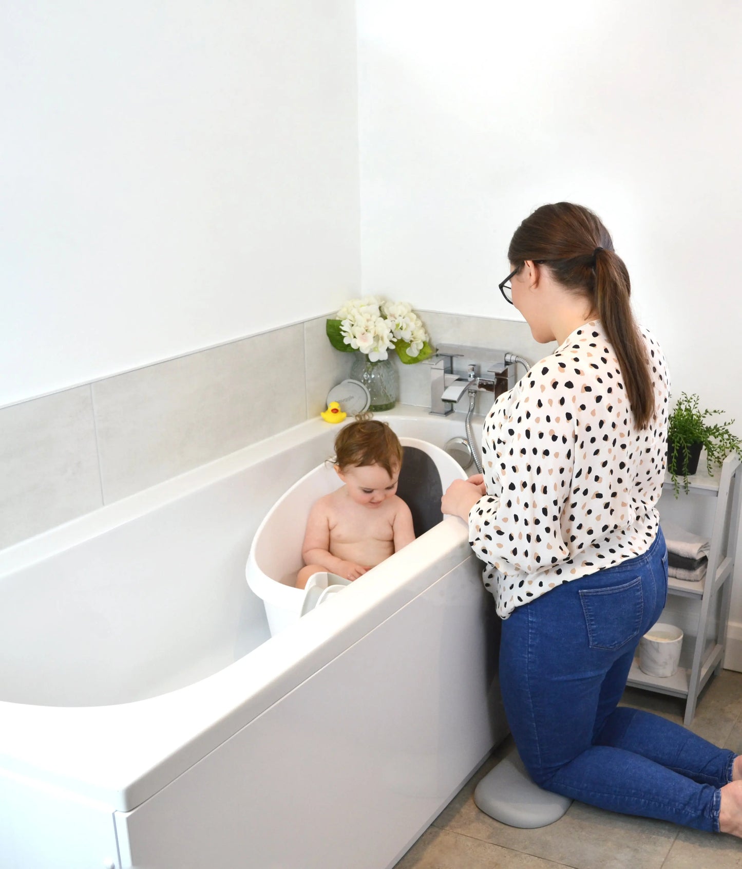 Shnuggle Kneeler | Non-slip antibacterial waterproof knee pad/mat Shnuggle