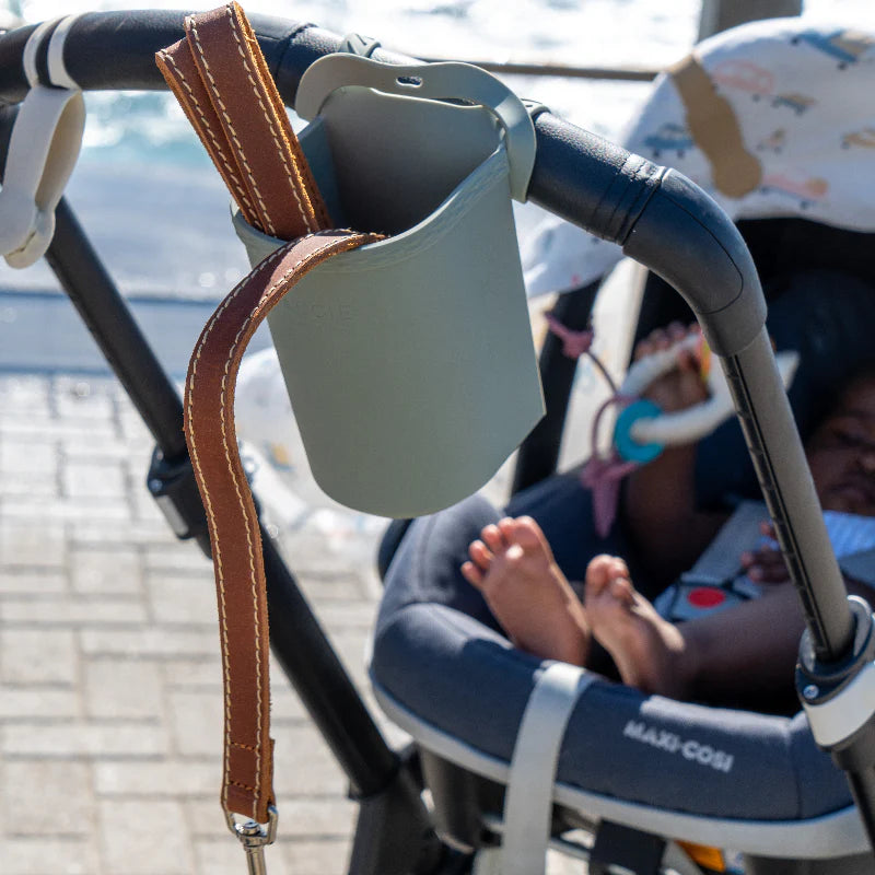 Maccie Stroll + sip cup holder - Motherhood