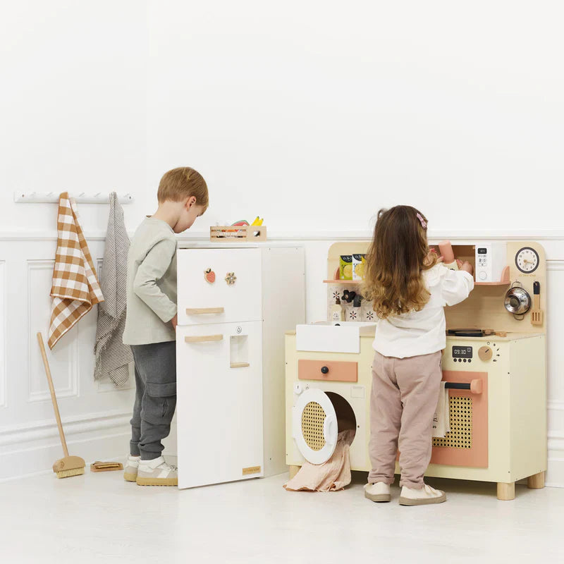 Play Motherhood