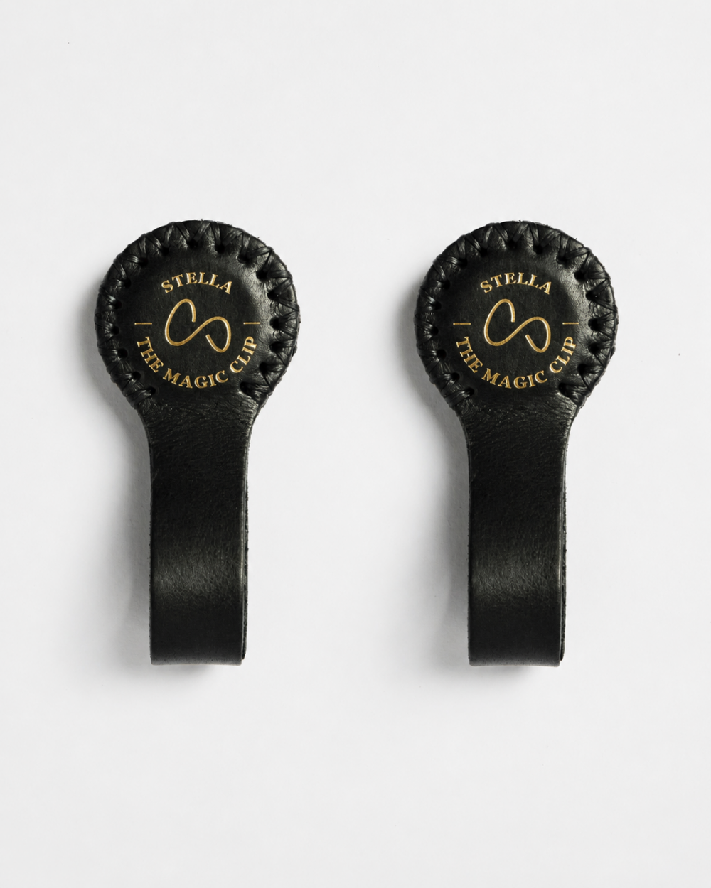 Stella Clip Lavish Black – Black with gold logo