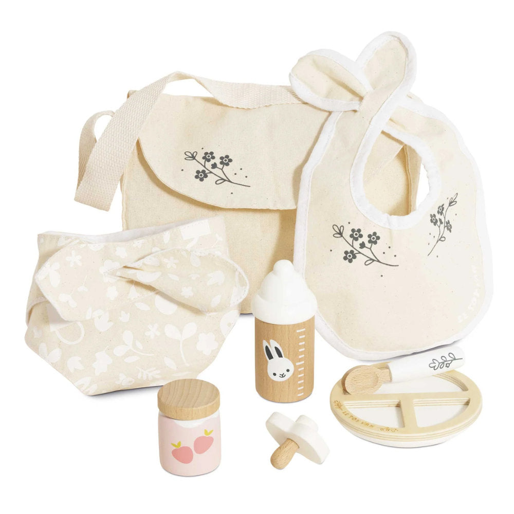 Le Toy Van - Dolls Nursing Kit and Bag - 8pcs