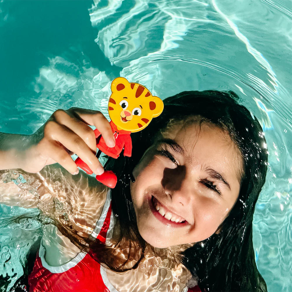 Glo Pals - Water Activated Light-Up Sensory Toys - Daniel Tiger