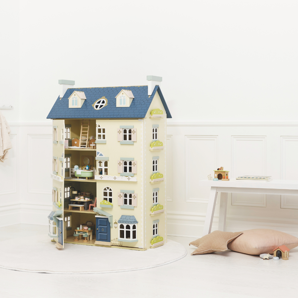 Le Toy Van - Palace Wooden Dolls House