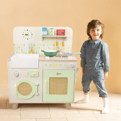 Classic World - Pretend & Play - Wooden Natural Kitchen - 16pcs