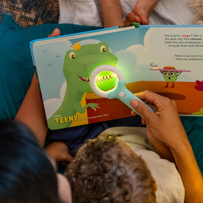 Glo Pals - Light Up Book - Pippa and Her Prehistoric Pals