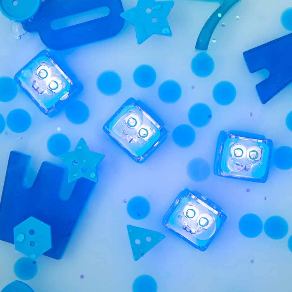 Glo Pals - Water Activated Light-Up Sensory Toys - Blair (4 Pack)