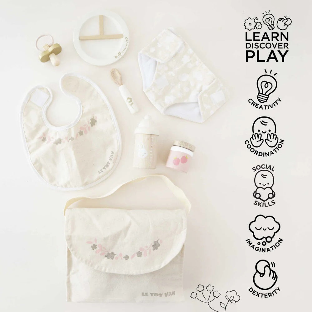Le Toy Van - Dolls Nursing Kit and Bag - 8pcs