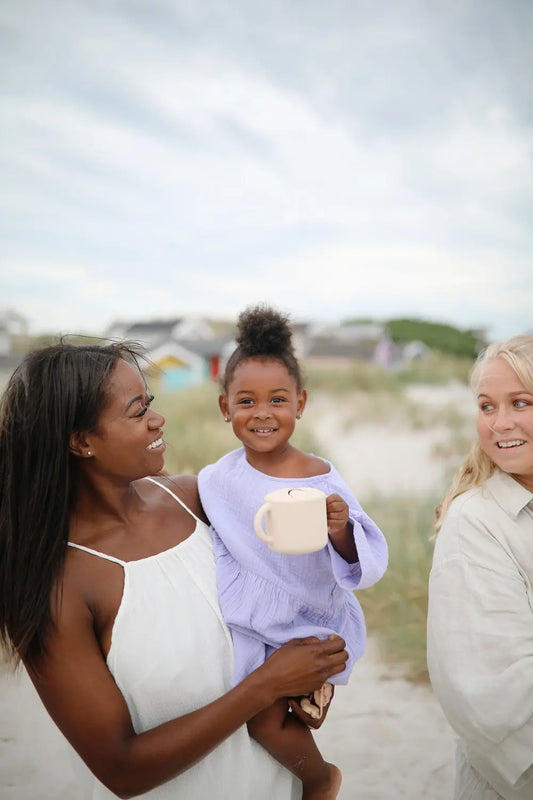 Mushie Silicone - Snack Cup - Motherhood