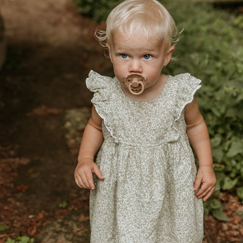FRIGG Fairytale - Round Latex Pacifier - Emporers New Clothes (Silky Satin) - Motherhood
