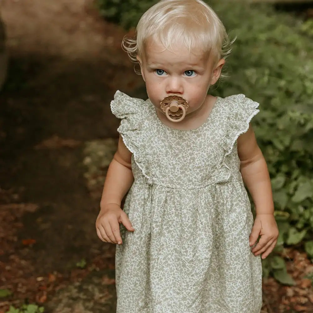 FRIGG Fairytale - Round Latex Pacifier - Emporers New Clothes (Silky Satin) Frigg