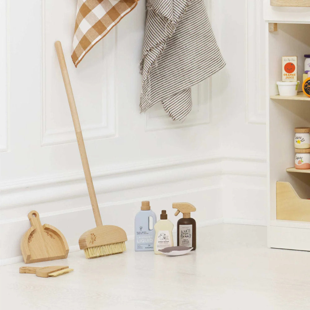 Le Toy Van - Wooden Cleaning Set - 7pcs