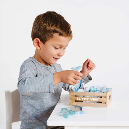 Le Toy Van - Wooden Fish Food Crate - 8pcs