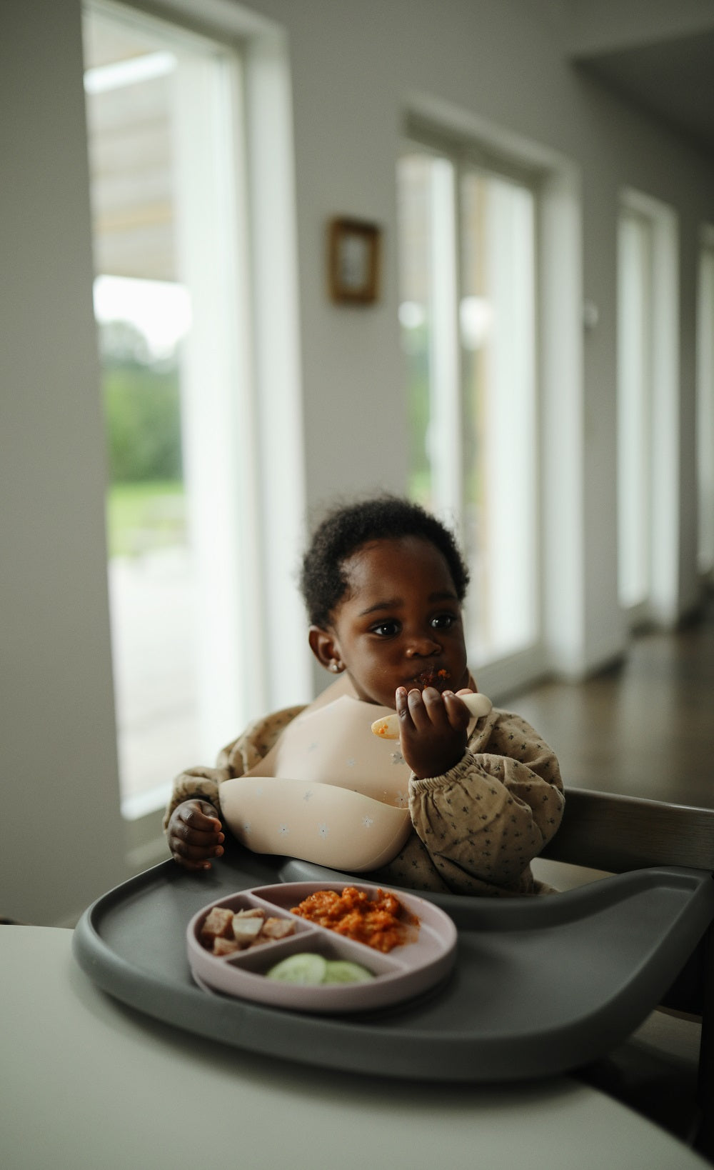 Mushie Silicone 'Stay-Put' Suction Bowl