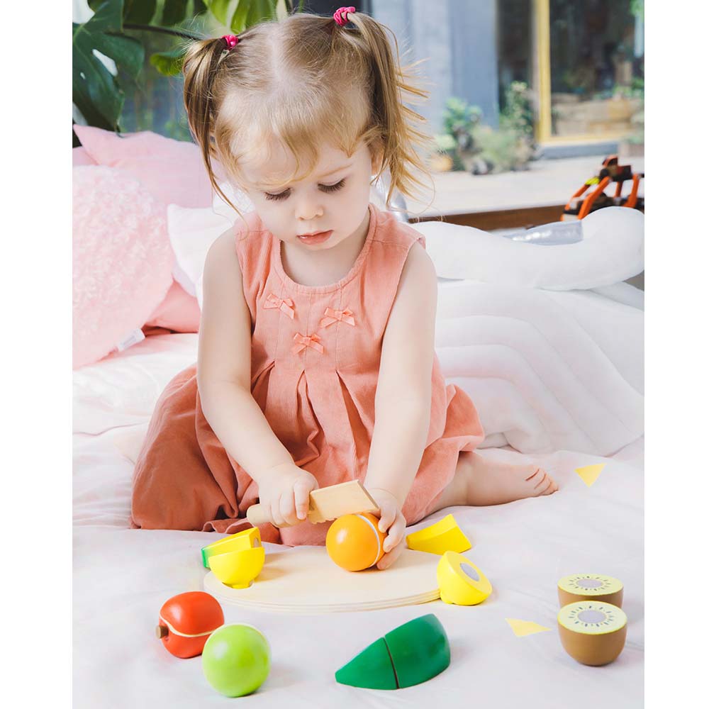 Classic World - Pretend & Play - Cutting Fruit - 9pcs