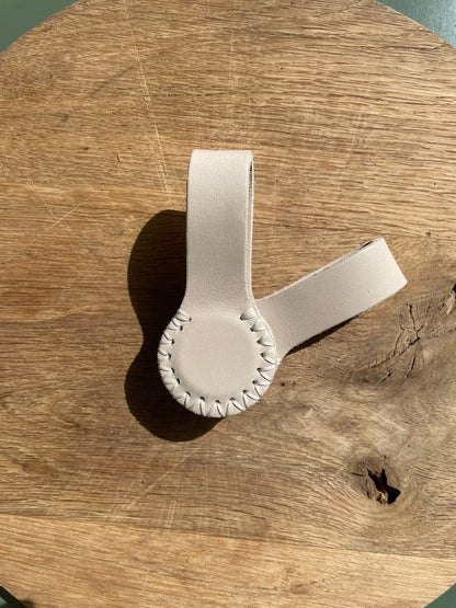 Stella Clip Pearly Beach - Cream with cream stitching - Motherhood