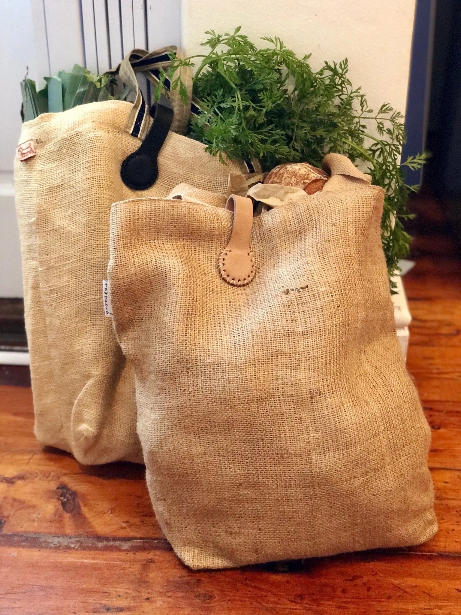 Stella Clip Karoo Sand - Beige with cream stitching - Motherhood