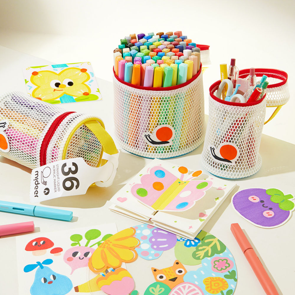 Mideer - Acrylic Markers with Carry Bag - Brush Tip - 24 Colours