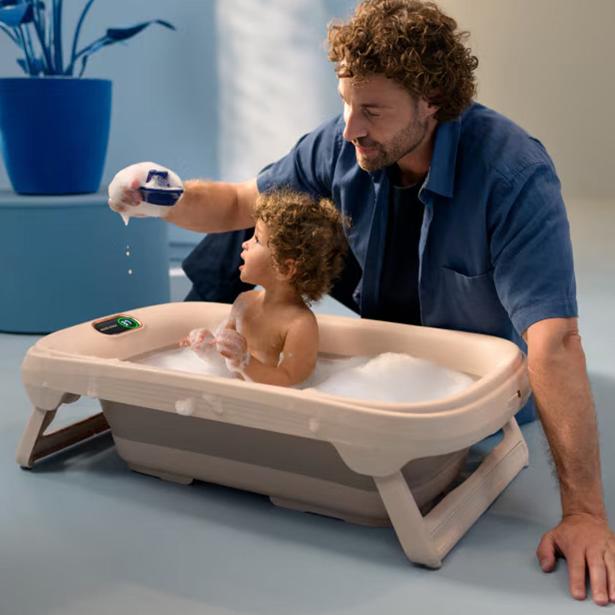 Maxi-Cosi Baby Bath & Changing Mat – Indigo Plus & Mavis