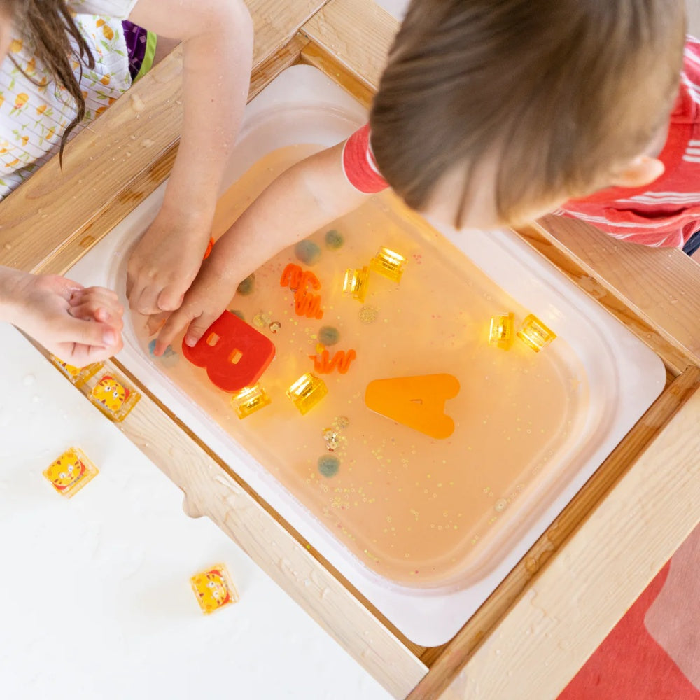 Glo Pals - Water Activated Light-Up Sensory Toys - Daniel Tiger (4 Pack)