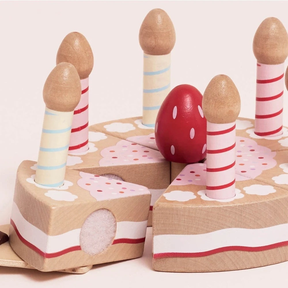 Le Toy Van - Sliceable Birthday Cake & Candles - 14pcs
