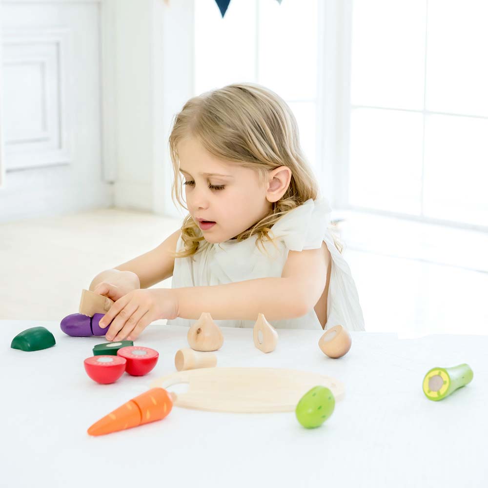 Classic World - Pretend & Play - Cutting Vegetable - 9pcs