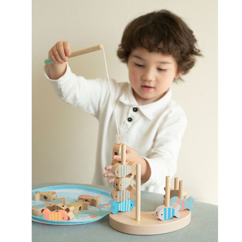 Classic World - Wooden Magnetic Fishing & Stacking Game