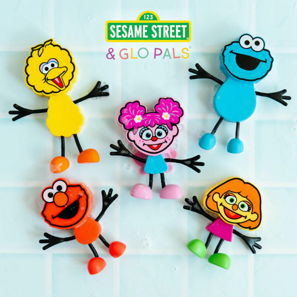 Glo Pals - Water Activated Light-Up Sensory Toys - Elmo Sesame Street