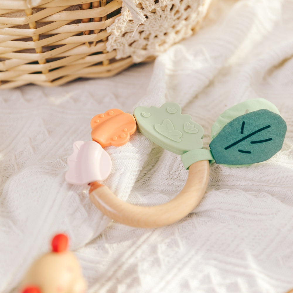 Classic World - Grass Sensory Baby Teether