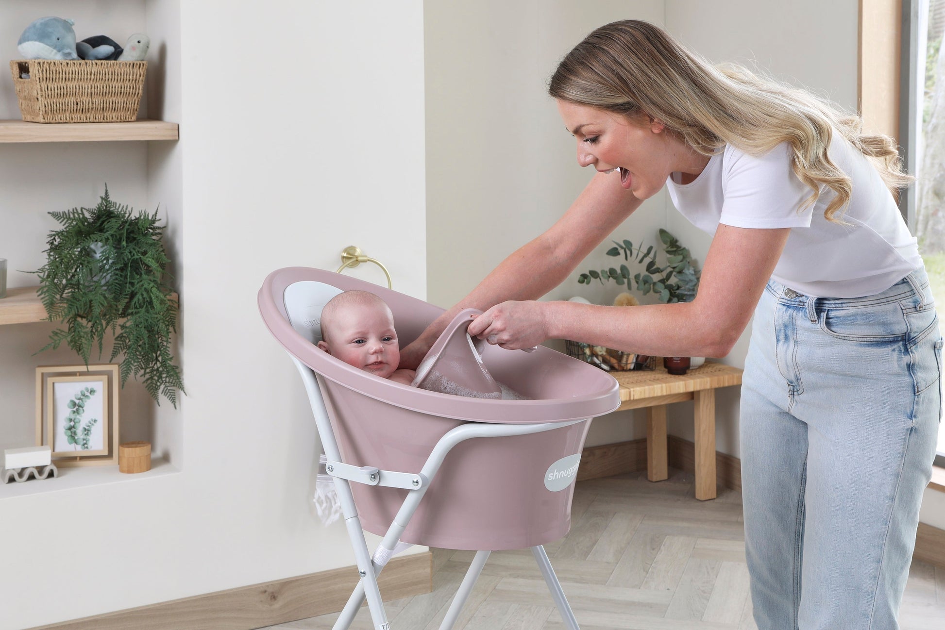 Shnuggle Baby Bath | Newborn baby bath Support with Bum Bump | Compact Bathtub for babies | Bath Seat Suitable from Birth - Motherhood