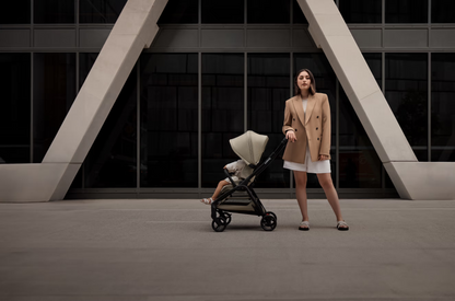 Redsbaby AERON | Compact Urban Pram & Stroller - Motherhood Close-up of Redsbaby AERON South Africa handlebar and chassis design