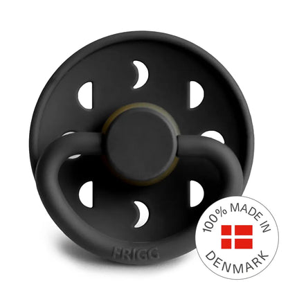 FRIGG Moon - Round Latex Pacifier - Jet Black Frigg