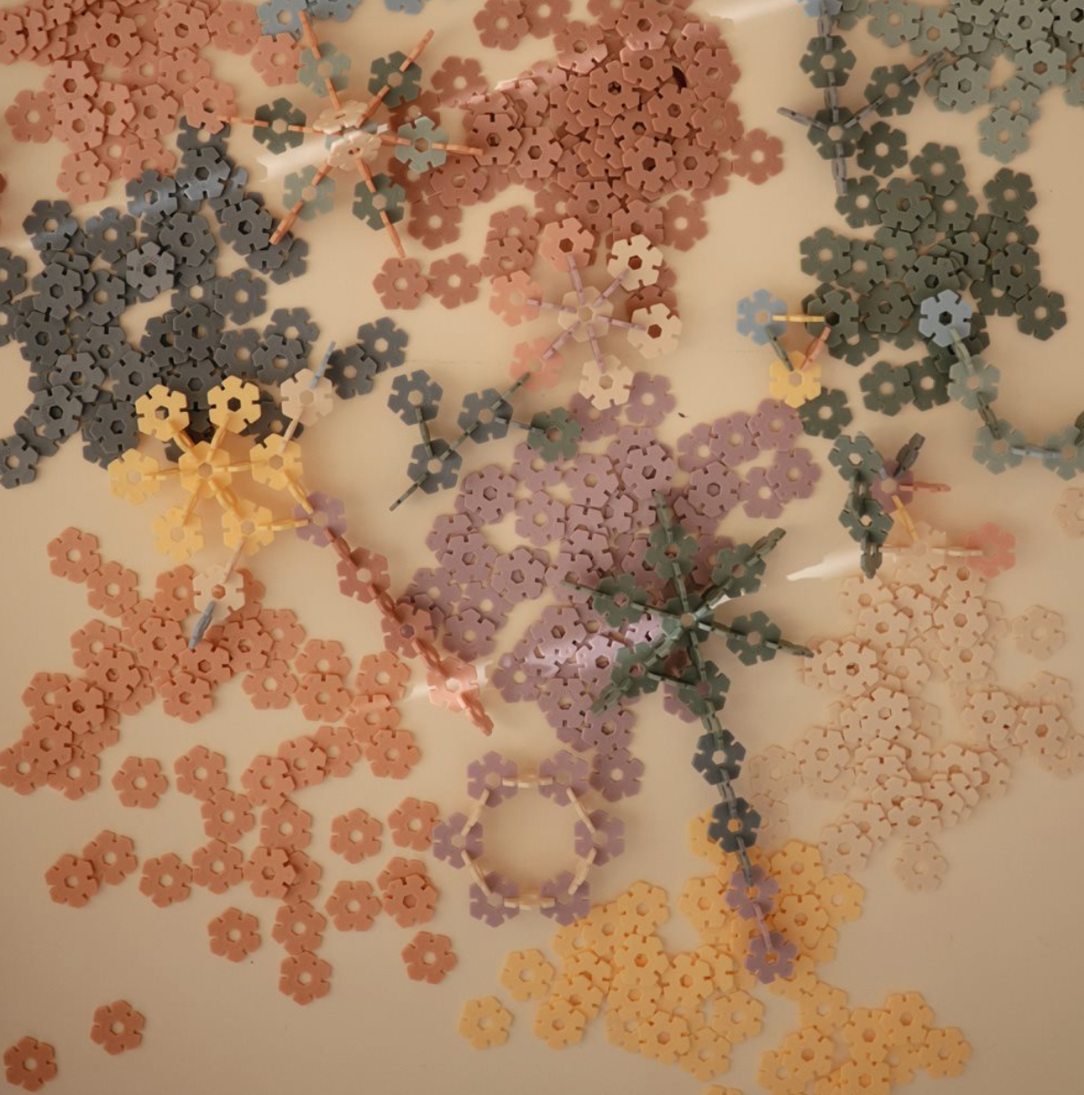 Mushie HEX Connect Building Toy Set