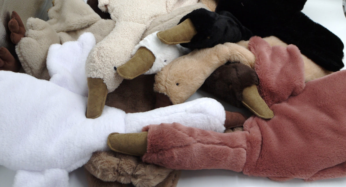 Snooz Gooz Warmth Comfort Toy – Soft Cuddly Companion by Crimson & Cotton