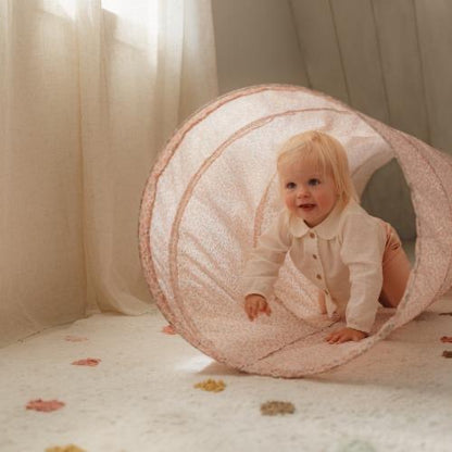 Little Dutch Crawl Tunnel