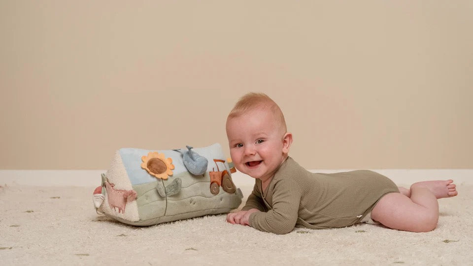 Little Dutch Activity Triangle - Motherhood