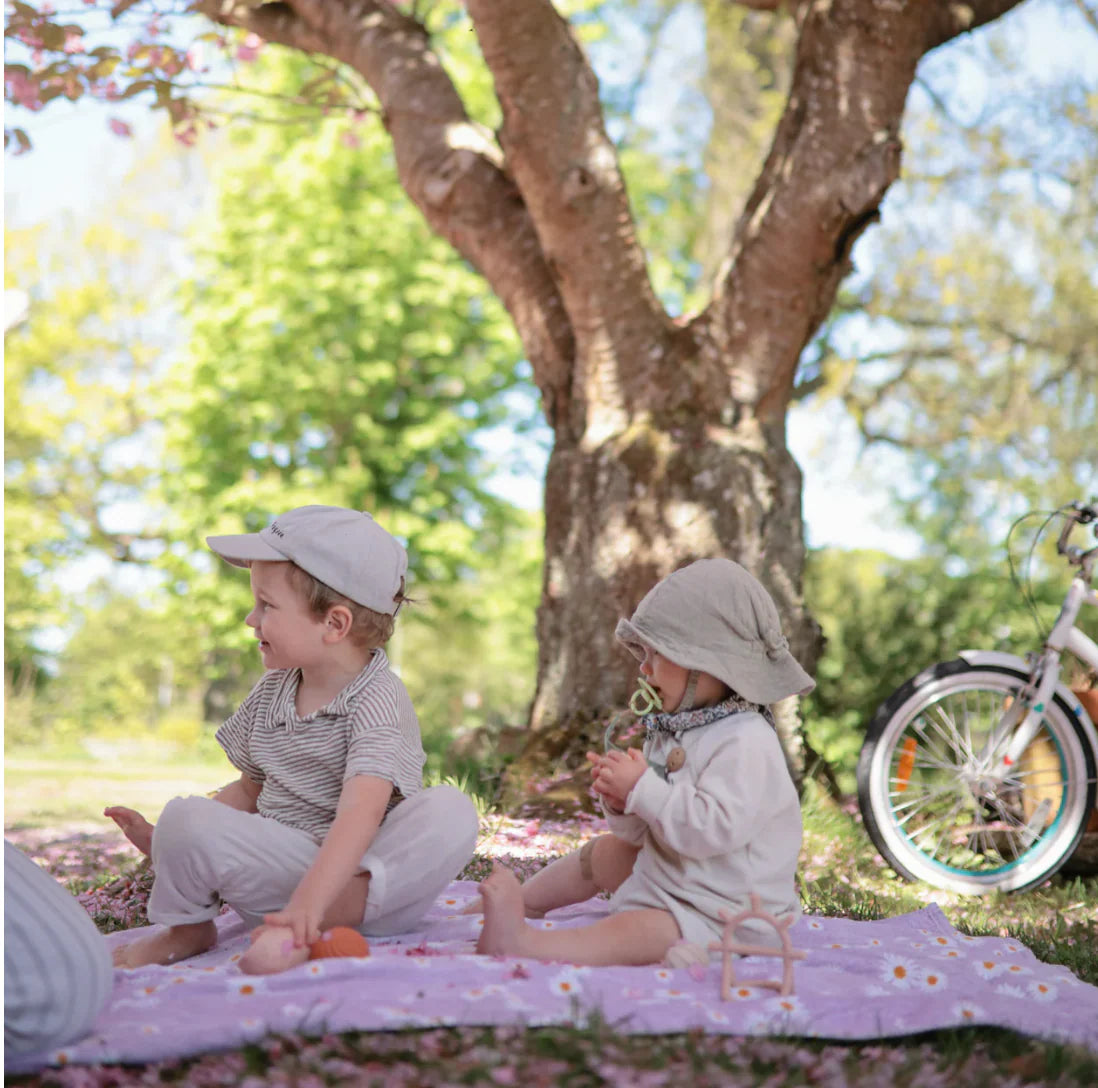 Mushie No-Drop Sensory Teether