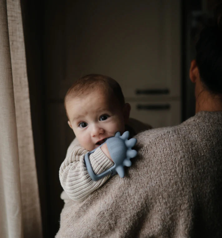 Mushie No-Drop Sensory Teether