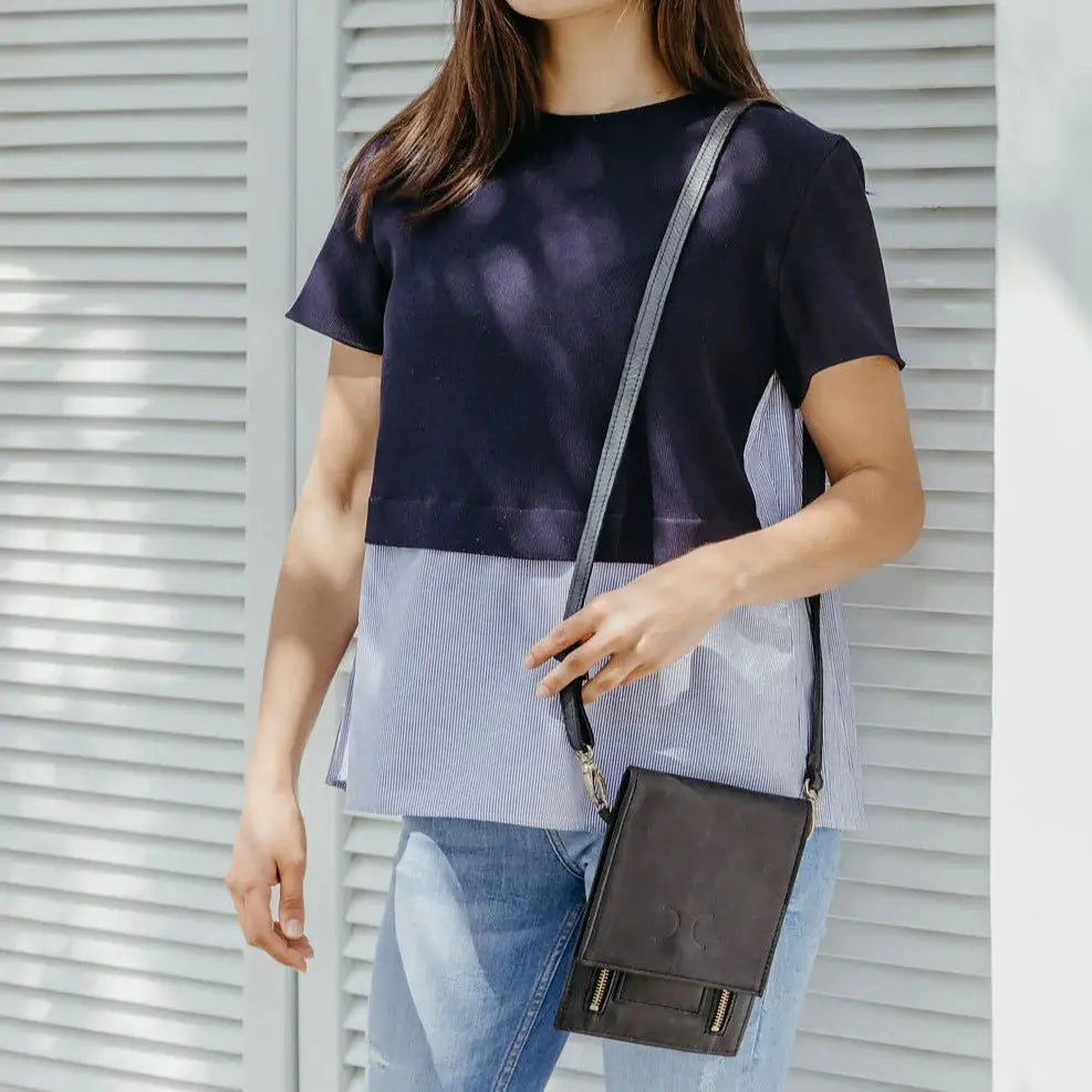 Thandana Urban Cellphone Sling Thandana