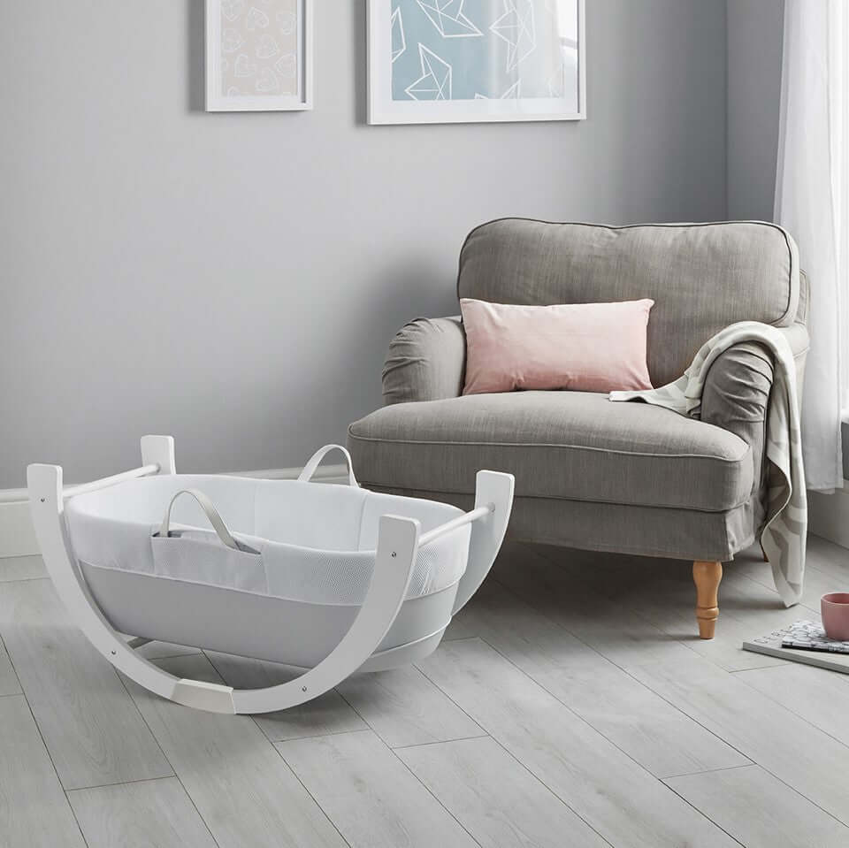 Shnuggle Dreami Clever Baby Sleeper Moses Basket