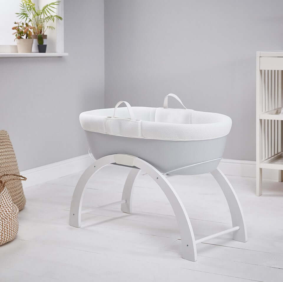 Shnuggle Dreami Clever Baby Sleeper Moses Basket