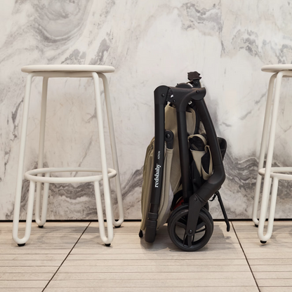 Redsbaby AERON | Compact Urban Pram & Stroller - Motherhood Close-up of Redsbaby AERON South Africa handlebar and chassis design