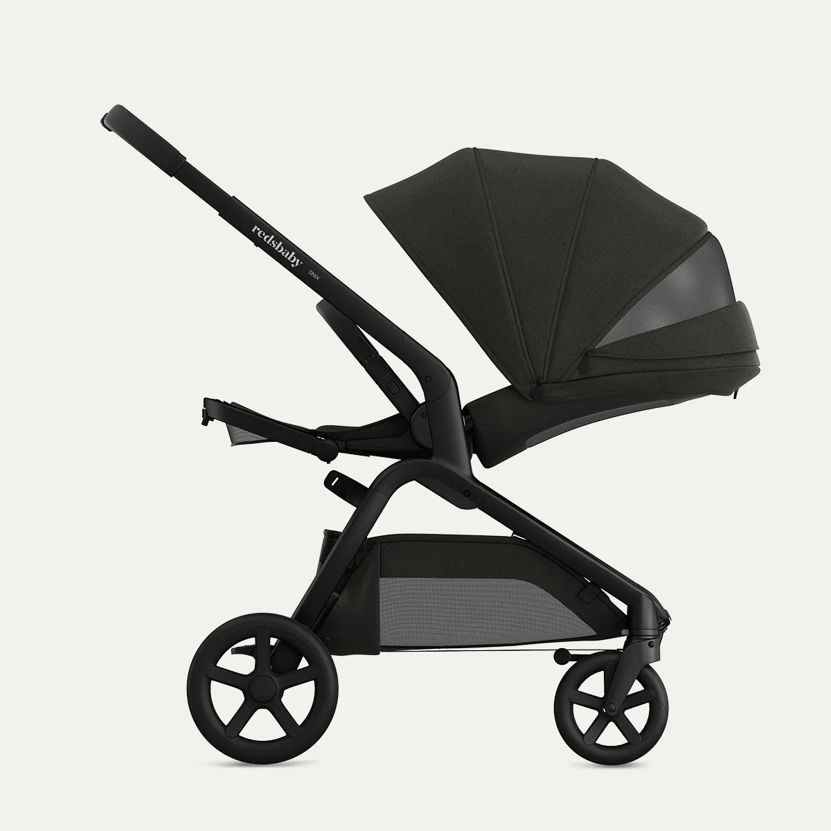 Redsbaby ONIX Bassinet | Full-Size Pram & Stroller - Motherhood Redsbaby ONIX⁺ Bassinet South Africa chassis and bassinet design close-up