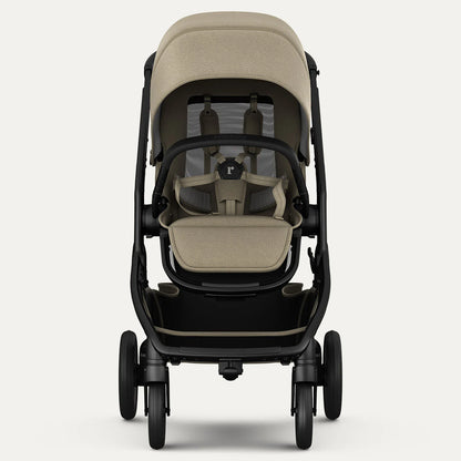 Redsbaby ONIX Bassinet | Full-Size Pram & Stroller - Motherhood Redsbaby ONIX⁺ Bassinet South Africa chassis and bassinet design close-up