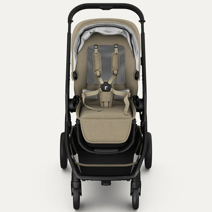 Redsbaby ONIX Bassinet | Full-Size Pram & Stroller - Motherhood Redsbaby ONIX⁺ Bassinet South Africa chassis and bassinet design close-up