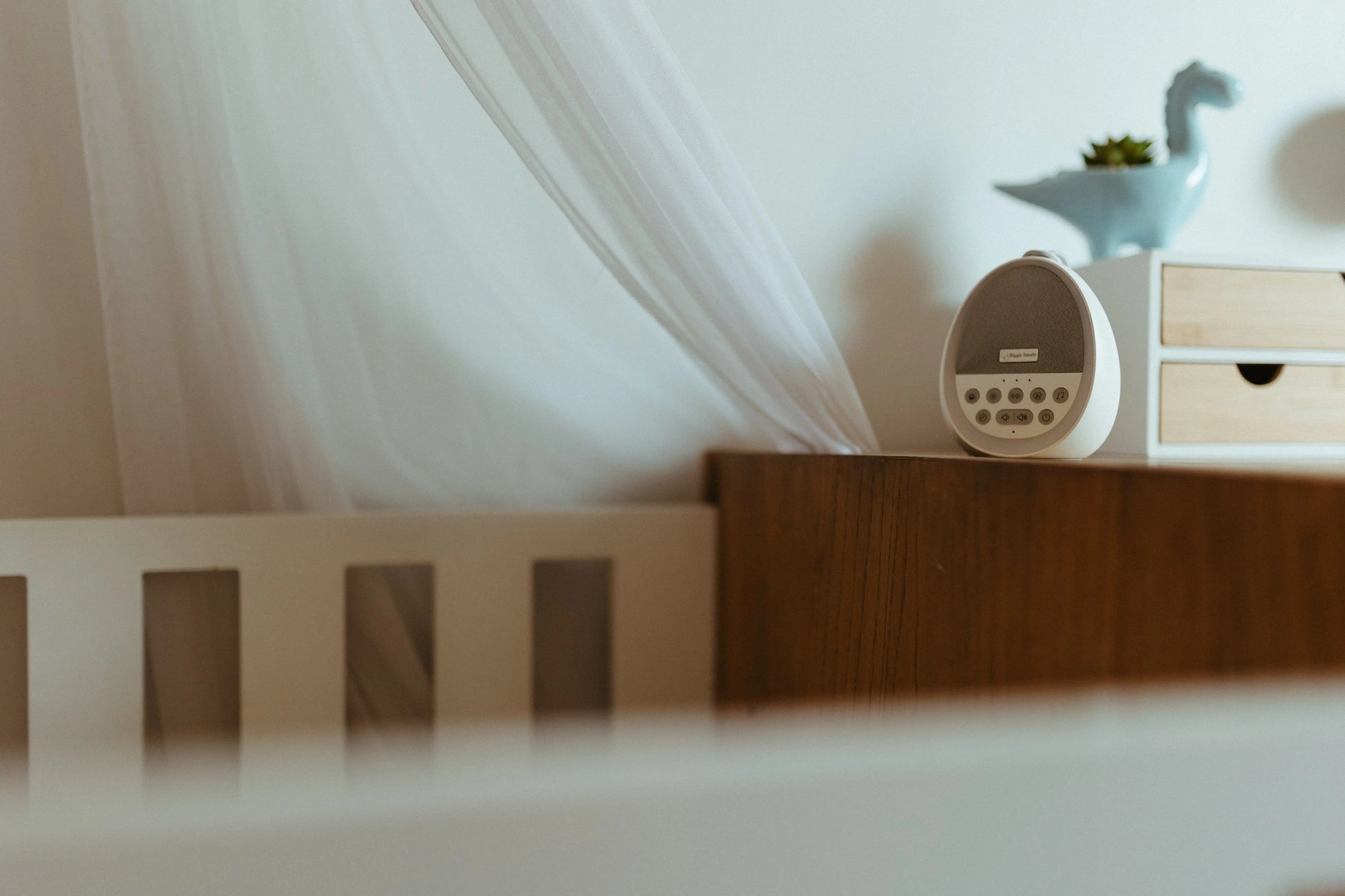 Biggie Smalls White Noise & Night Light Machine - Motherhood