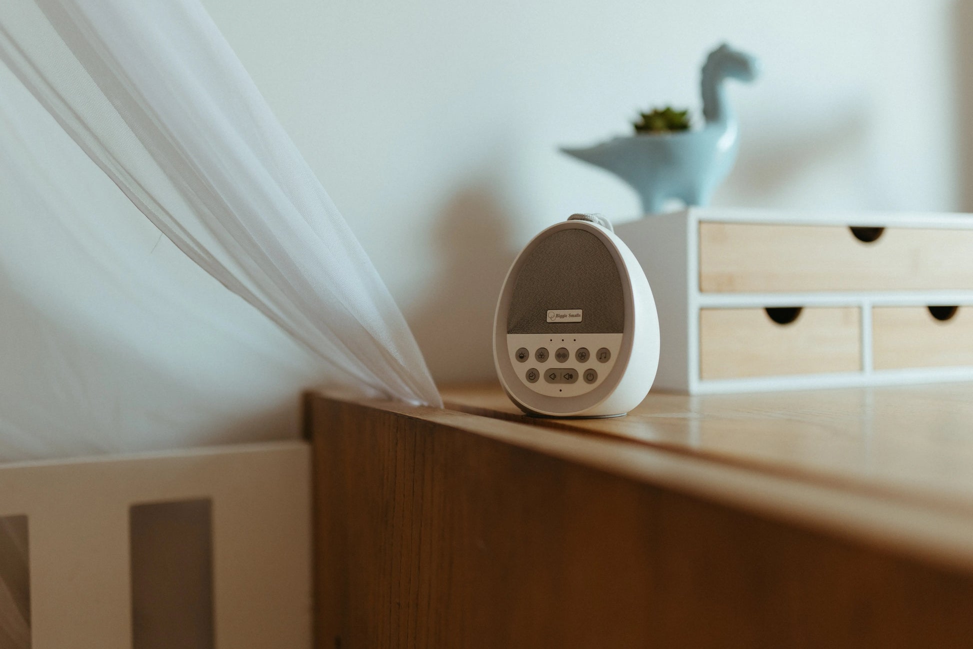 Biggie Smalls White Noise & Night Light Machine - Motherhood