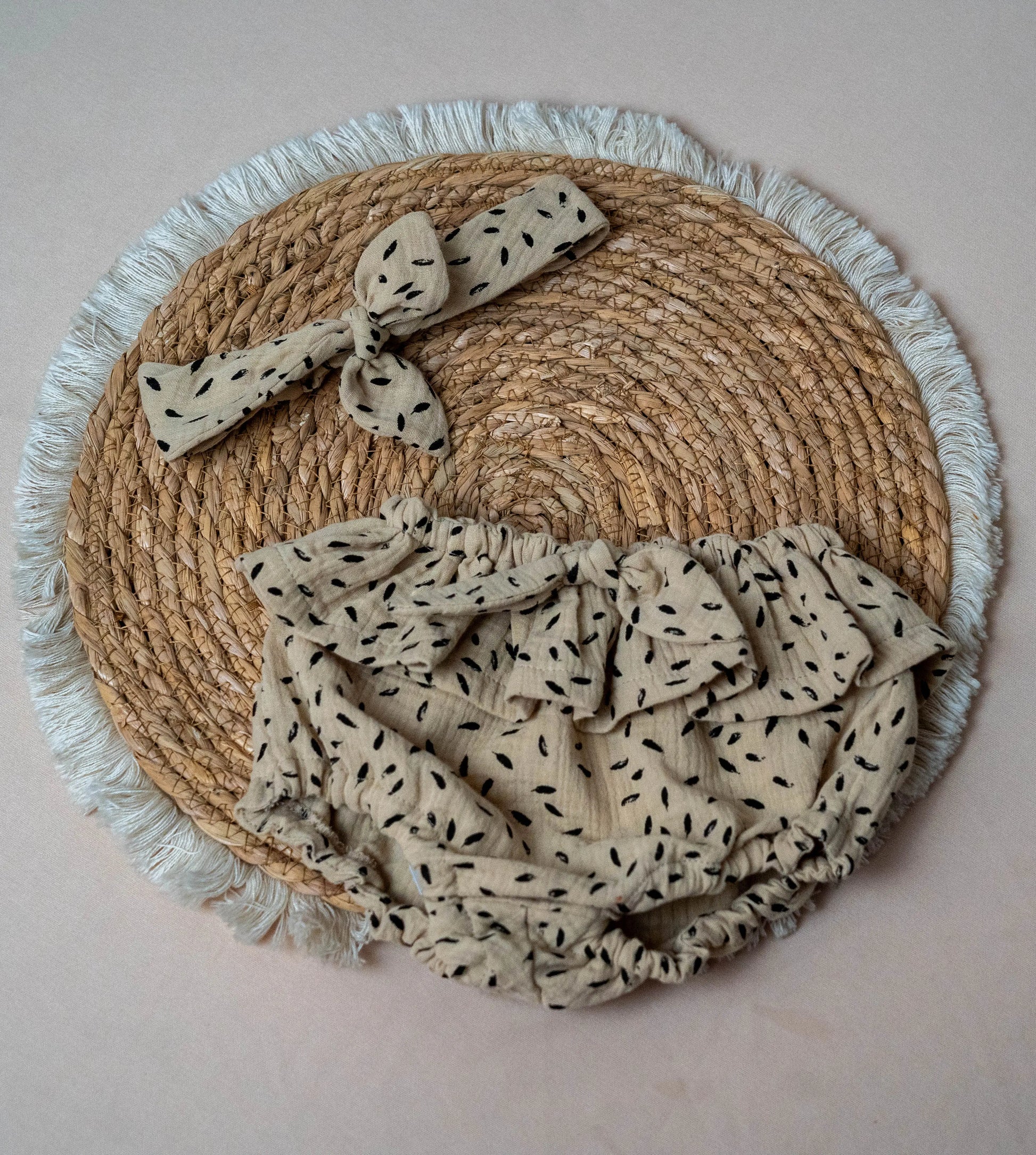 Takara Moon Girl ruffle bloomers with headband - Motherhood