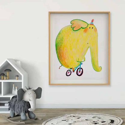 TookyToy - Oil-Based Coloured Pencils & Pencil Sharpener: 24 Colours